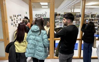 Elkar Heziko urteurren ekitaldia iruditan