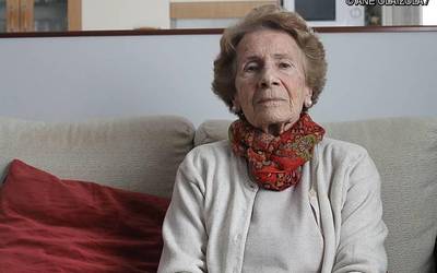 Tere Larrar hil da, frankismoaren biktima