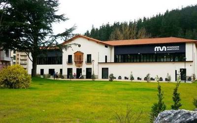 Huhezi falkultateak hainbat jarduera antolatu ditu otsailerako