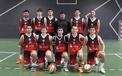 Sailkapeneko laugarren postua begiz jota hasiko du igoera fasea Biotz Aloña Mendik