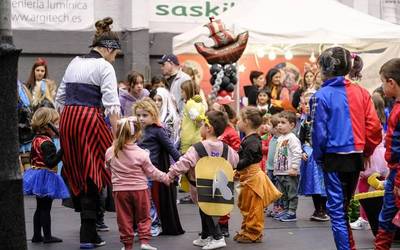 Leioa mozorro eta musikaz lehertuko da inauterietan