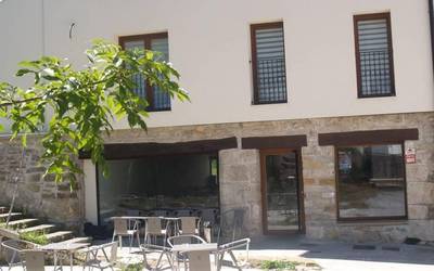 Herri txikitako ostalariak