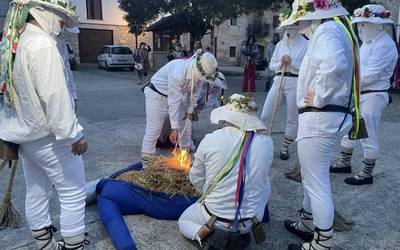 Bi inauteri egun Ihabarren