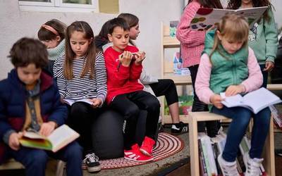 Liburutegi Ibiltariaren bisita izanen dute Areson asteazkenean