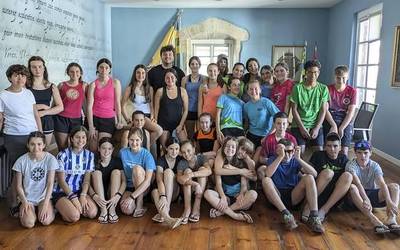 Mugaldeko udalekuetan lanean aritzeko begirale bila ari dira