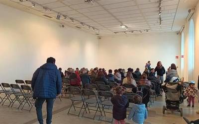 Internetez eros daitezke Porrotx, Marimotots, Pupu eta Loreren emanaldiko sarrerak