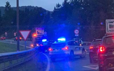 Zauriturik gabeko auto istripua gertatu da gaur goizean Laudion