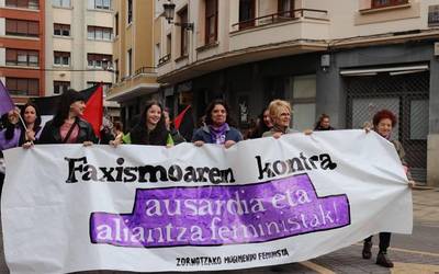 Azken egunotan eraso bi gertatu direla Zornotzan salatu du Suhaziakek