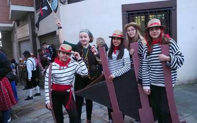 Kapadun mozorroz beteko dute Plentzia aurtengo Inauteri Tematikoetan