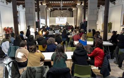 Prekarietatea, eskuin muturraren gorakada eta burujabetza aztertuko ditu Gasteizen Talaia Feministak