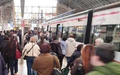 Renfeko gidarien greba ez da bertan behera geratu