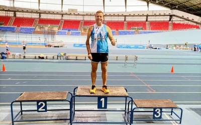 Alberto Rebollok urrezko domina bat eta zilarrezko bi lortu ditu Euskadiko Master Atletismo Txapelketan