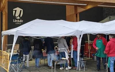 Euriari aurre eginda, 81 putxera batu ziren Urdulizko IV. Putxera Txapelketan