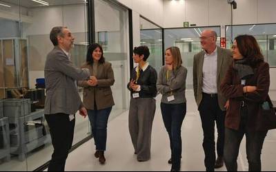 Danobaten eta IMHn bisitan izan dira EAJk Espainiako Kongresuan dituen diputatuak