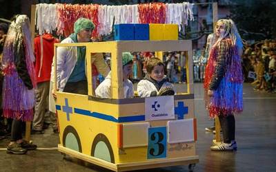 Carnesto oilarraren konpainian ospatu dituzte inauteriak Artziniegan