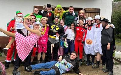 [ARGAZKIAK] Umore ederrarekin ospatu dituzte inauteak Almandozen