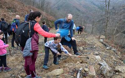 Zuhaitz Eguna ospatuko dute Mendaron otsailaren 22an