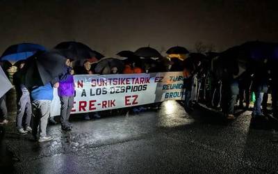 Erabateko jarraipena izaten ari da Tubos Reunidoseko langileen hirugarren greba egunak