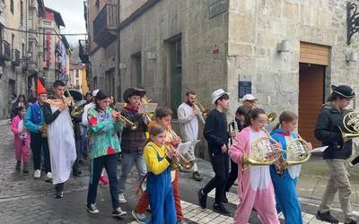 Musikarekin amaitu dira Bergarako Aratusteak