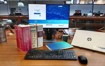 Klara Ceberio Berger: “Hiztegi berdinzaleago baten alde lan egiten ari gara”