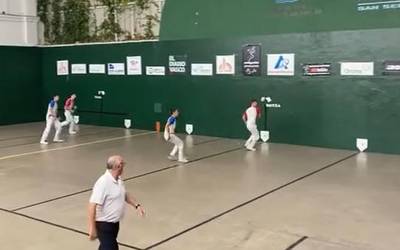 Irurtzunek Barberito du arerio Espainiako Kluben Artekoan