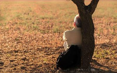 Bakardadeari aurre egiteko esperientziak ezagutzera emango dituzte martitzenean