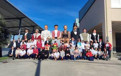 Bergarako Erraldoi eta Kilikien konpartsako kideak Navarcles (Bartzelona) herrian izan dira