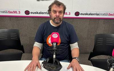 Aitor Txarterina: “Artea eta marrazkiak maite dituztenen bilgunea da Marrazkirri”