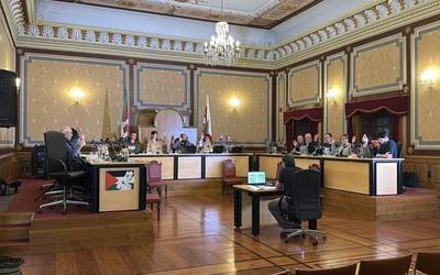 Bergarako trafiko ordenantzan aldaketak txertatzea onartu du udalbatzak aho batez