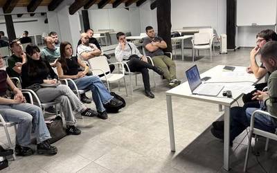 "Mozal Ordenantza" indargabetzea eta Garbiketa Ordenantza berrirako eragile izatea nahi dute