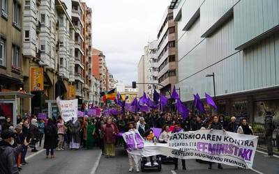 Euskal Herriko Mugimendu Feministaren ibilbidearen kontrako erasoa salatu dute