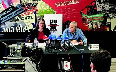 "Maila goreneko" adierazpen baten zain