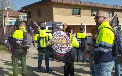 Errioxara eraman dute protesta Maderas de Llodioko langileek