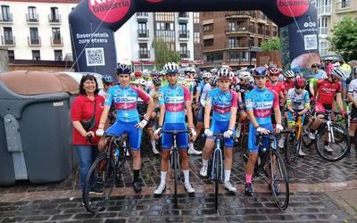 Bihar jokatuko dute Txirrindularitzako 18. Zumaia Saria