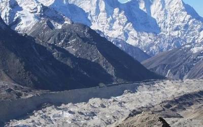 Proiekzioak, tallerrak, hitzaldiak, txapelketak, antzezlanak eta kirol frogak.