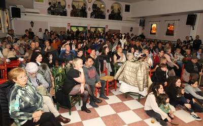 Andaluziaren Eguneko bazkarian 140 lagun elkartuko dira bihar, Al-Andalus elkartean