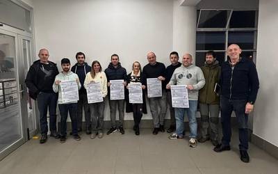 Kirolean errespetua sustatzeko bi gida argitaratu dituzte Bergaran