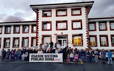 Baztango Osasun Plataformak elkarretaratze deialdia egin du asteazkenean