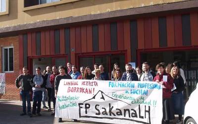 "Departamentuak Lanbide Heziketa duala korrika eta gaizki ezarri baitu"