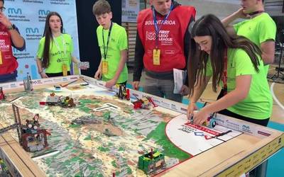 500 bat ikasle elkartu ditu First Lego League txapelketak Arrasaten