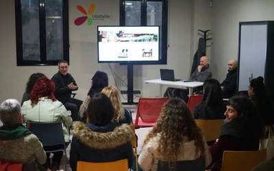 Ikasteko, bileretarako edota telelanerako espazio berria du Arrankudiaga-Zollok