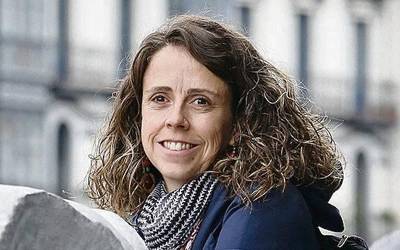 "Medikuntza zientzia legez neutroa dela uste da eta ideia hori apurtu behar dugu"