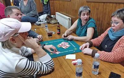 Igantziko Biltoki eta Sunbillako Ulibeltzak elkarteek elkarrekin eginen duten lehen mus txapelketa martxoaren 6an jokatuko da