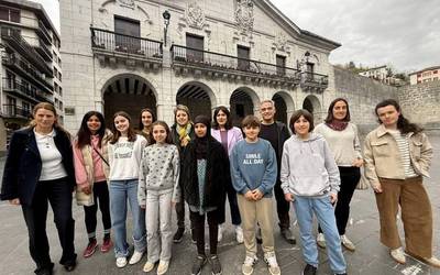 Hiru ikastetxetako 600 ikaslek hartuko dute parte Elgoibarren egingo duten bigarren eskuko azokan