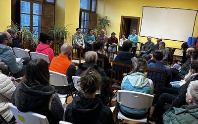 «Herrian ditugun beharrei erantzuteko tresna da kooperatiba»