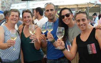 Foru Aldundiak 40.000 euroko laguntza eman du abian jartzeko Aiaraldeko Txakolinaren Ibilbide berritua