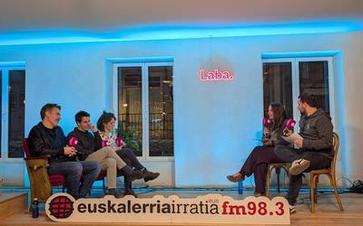 'Nor naizen baneki': zuzeneko solasaldia