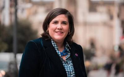 "Makrozentroa eten, eta gogoeta berri bat beharrezkoa da"