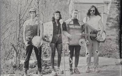 Old Time Spooks taldeak eta Gipsy Rufinak kontzertua emanen dute igandean Txokoton