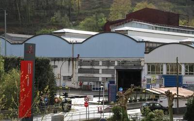 Sidenorreko 36 langileren lekualdatzea negoziatzen hasiko dira ostiralean